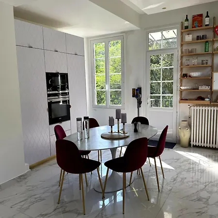 Villa Vestepierre - Refined 19th Century - Unique Design & Space *