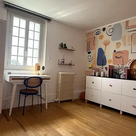 Vestepierre - Refined 19th Century - Unique Design & Space *